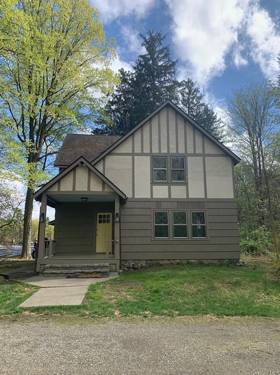 8 Inverugie Ln, Nelsonville, NY 10516