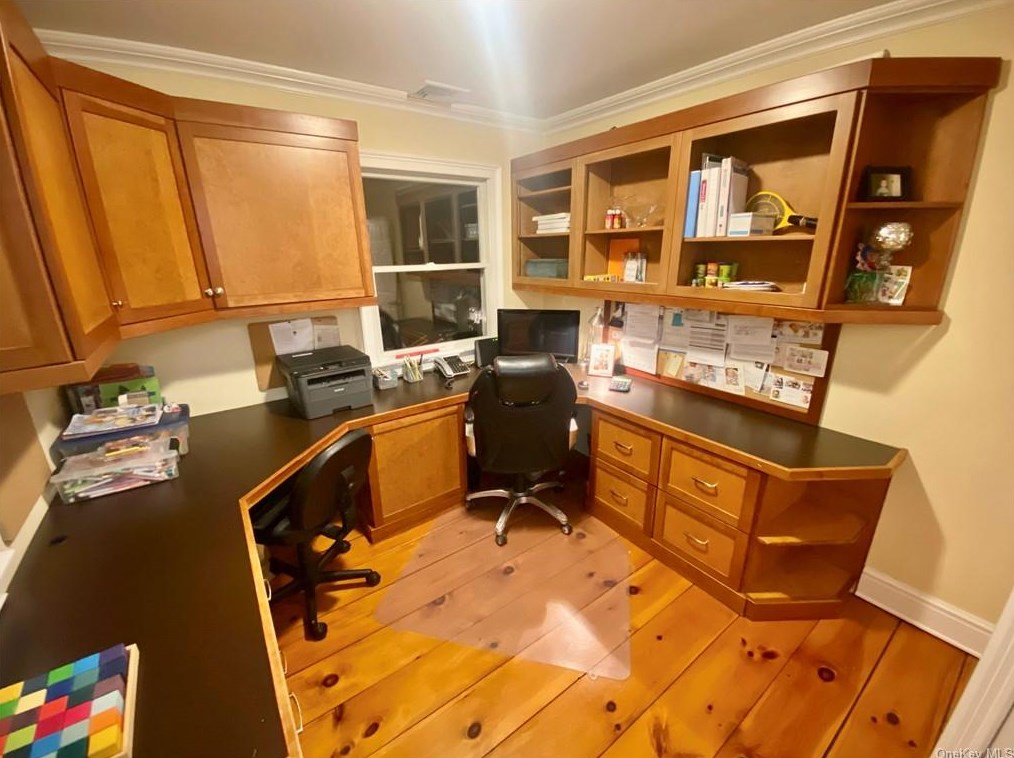 57 Clover Ridge Rd, Westtown NY  10998-3800 exterior