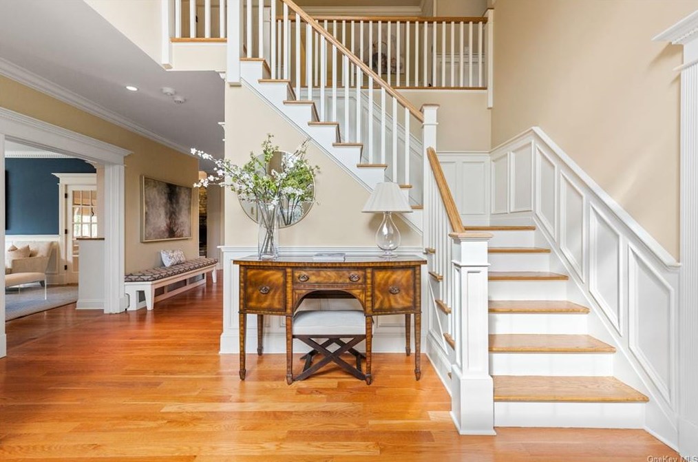 4 Bixby Ct, Rye, NY 10580