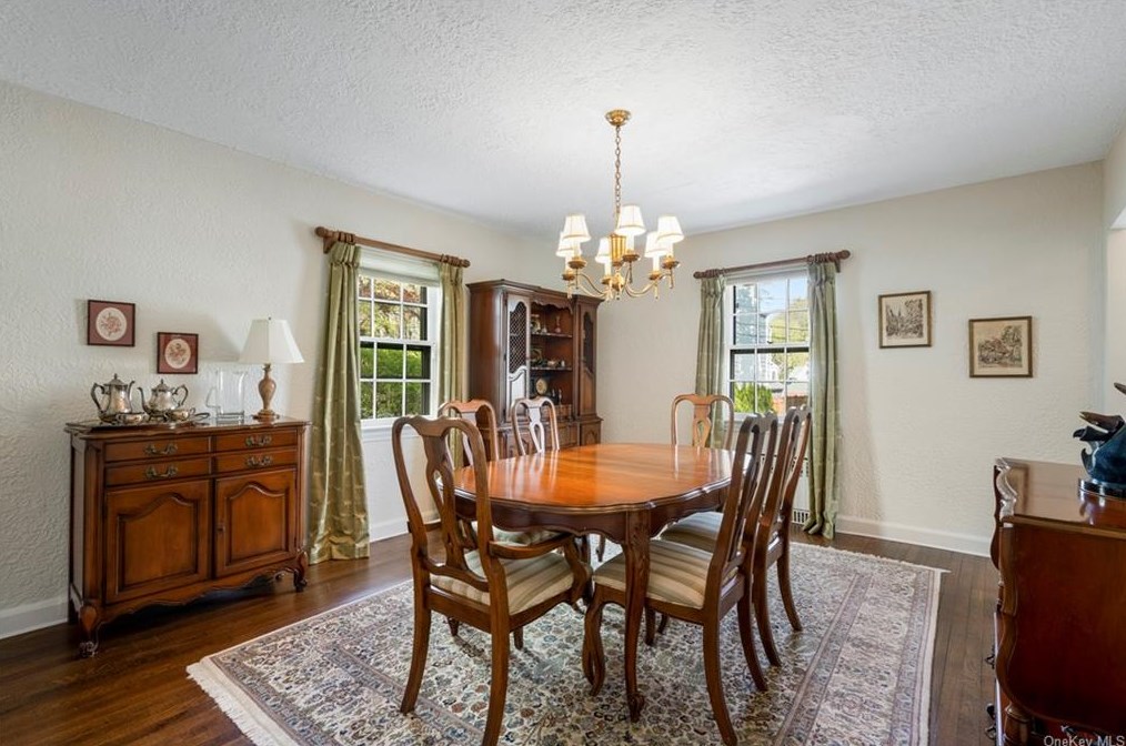 419 Warren Ave, Mamaroneck NY  10543-1332 exterior