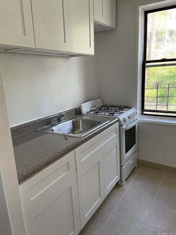 632 Warburton Ave #5a, Yonkers, NY 10701