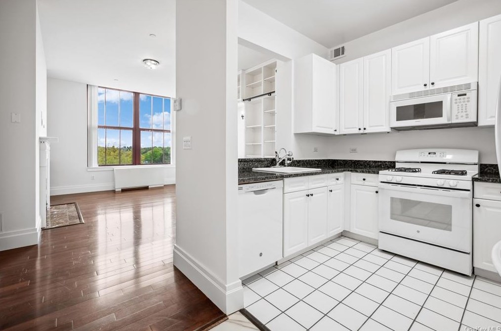 1 Scarsdale Rd Apt 613, Yonkers, NY 10707