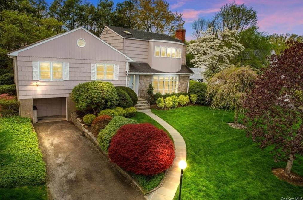 19 Chesley Rd, White Plains, NY 10605