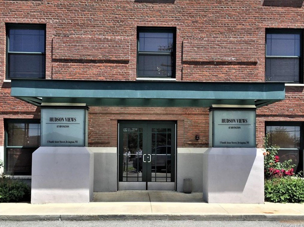 1 S Astor St Apt 502, Irvington on Hudson, NY 10533