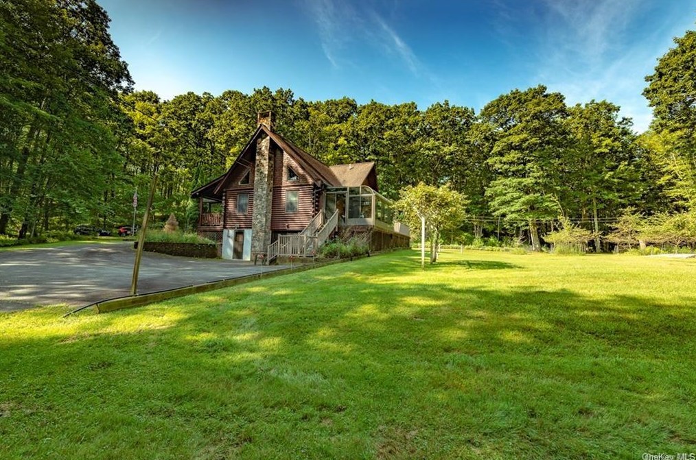 394 Pucky Huddle Rd, Bethel, NY 12720