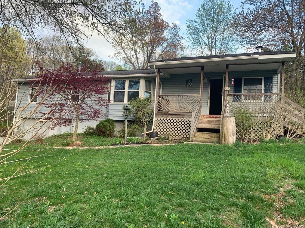 30 Woodycrest Trl, Monroe, NY 10950