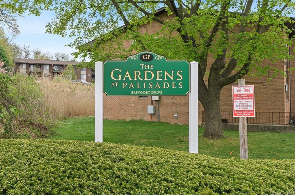 11 Brevoort Dr #2d, Mount Ivy, NY 10970