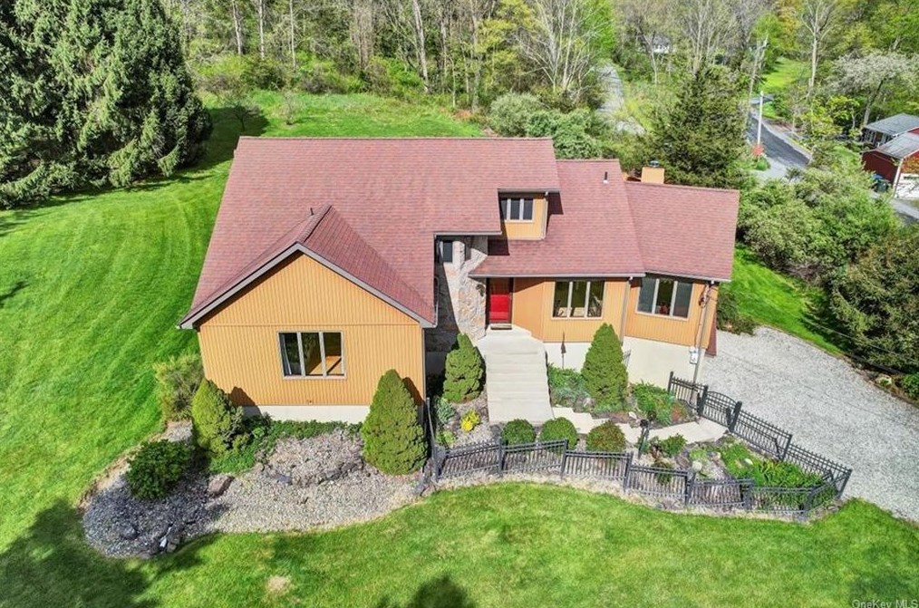 51 Well Sweep Ln, Chester, NY 10918-2535