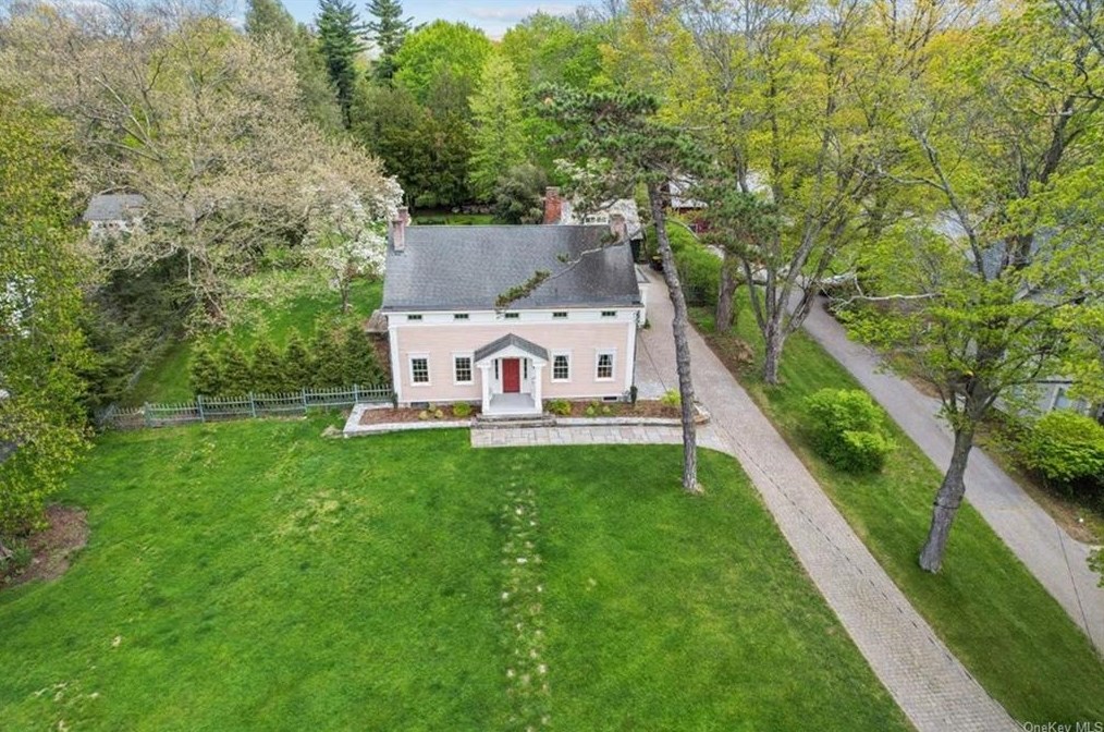 22 Maple Ave, Warwick, NY 10990