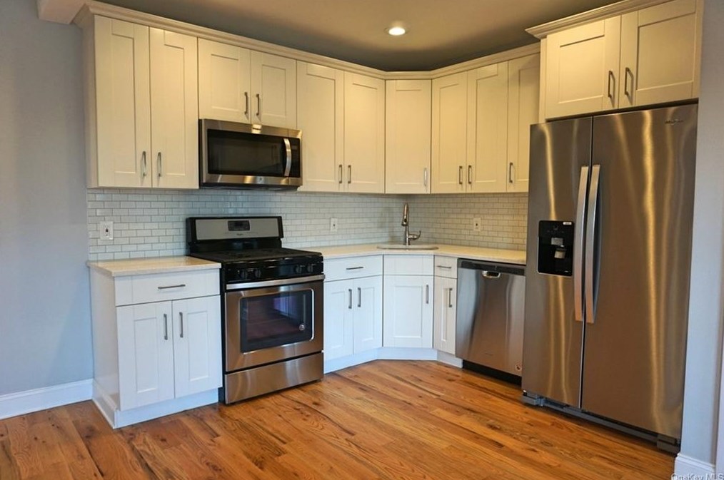 3639 Irwin Ave, Bronx, NY 10463