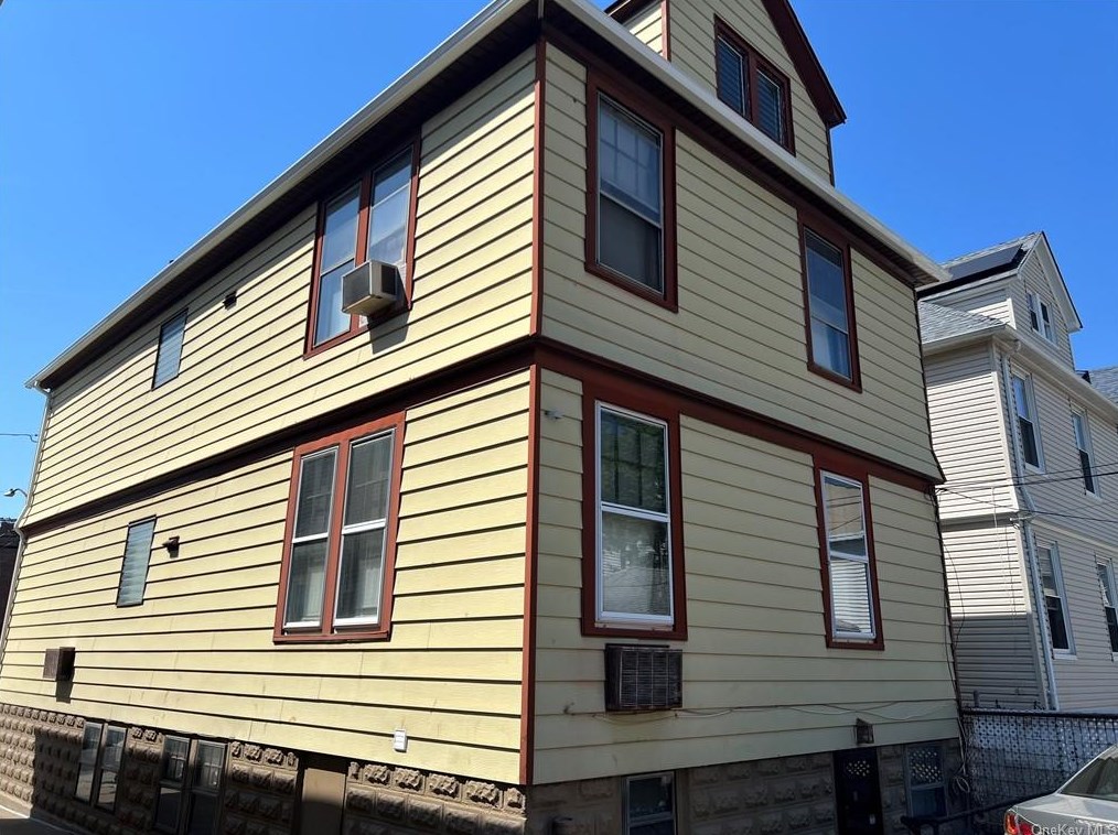 1640 Pilgrim Ave, Bronx, NY 10461