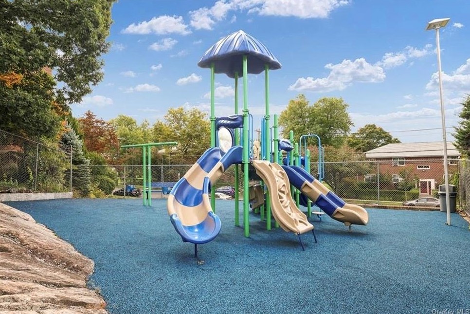 119 Dehaven Dr, Yonkers NY  10703-1349 exterior