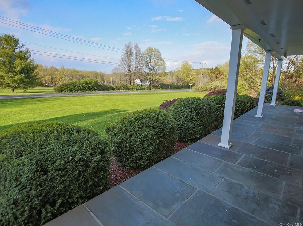 507 County Rte 48, Thompson Ridge, NY 10985