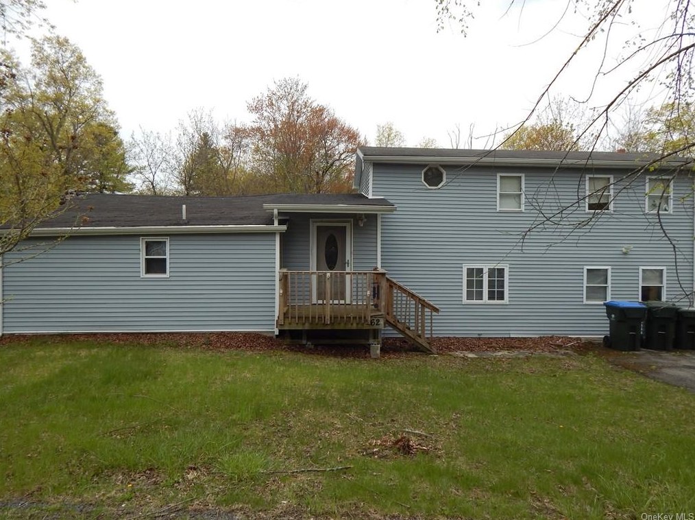 62 Southside Dr, Monroe, NY 10950