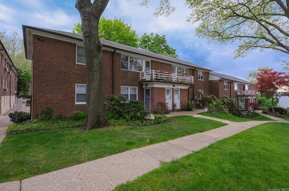356 S Buckhout St #356, Irvington on Hudson, NY 10533