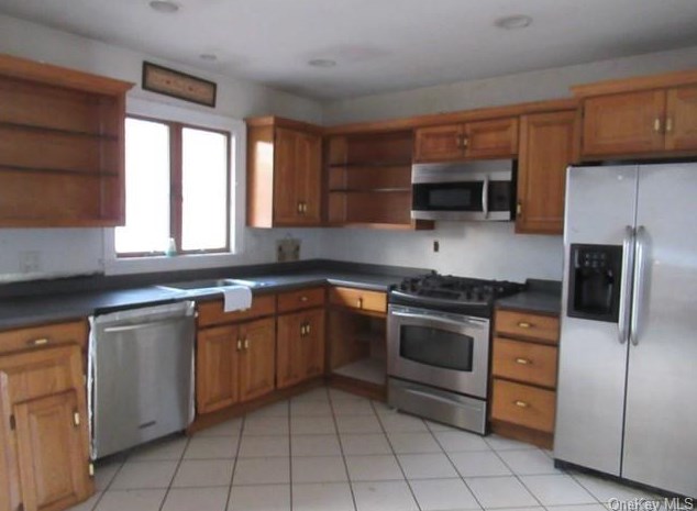 23 Pulling Rd, La Grange NY  12540-6024 exterior