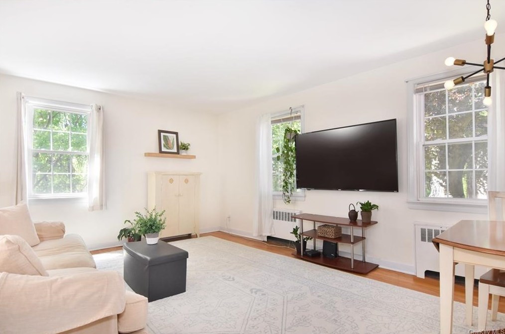 739 N Broadway #2b, Yonkers, NY 10706