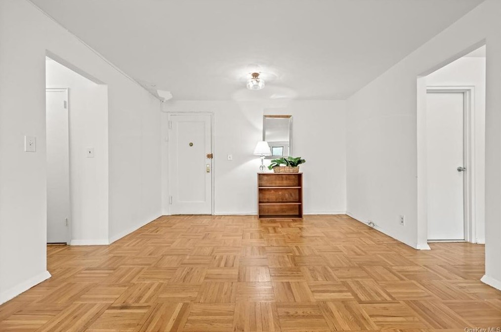 1 Washington Square #6h, Larchmont, NY 10538