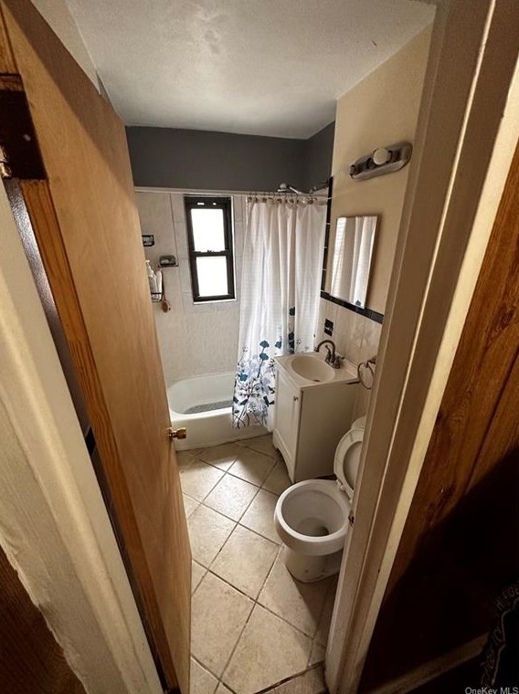 3308 Cruger Ave, Bronx, NY 10467
