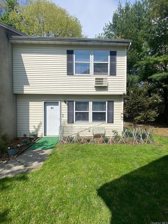 81 Bethune Blvd, Chestnut Ridge NY  10977-5195 exterior