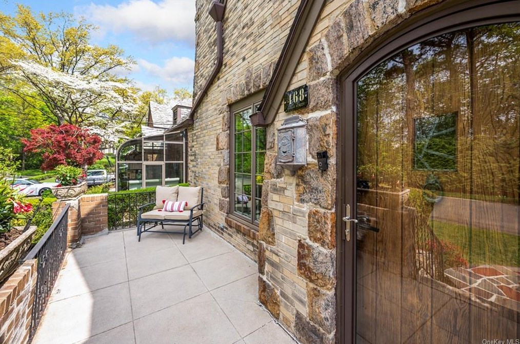 468 Murray St, New Rochelle, NY 10803