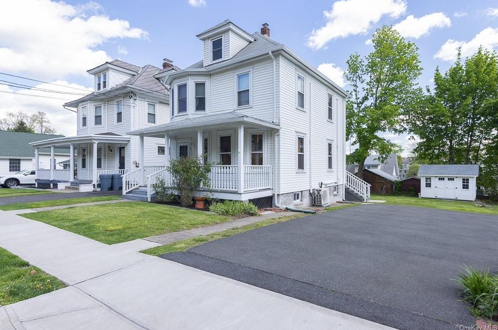 75 Clove Ave, Haverstraw, NY 10927-1835