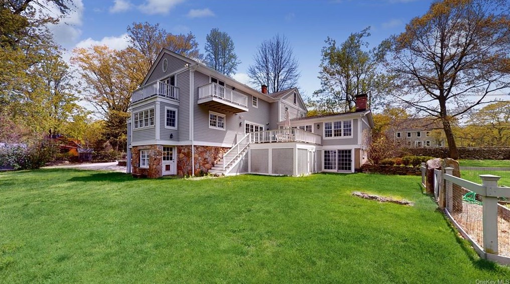 25 East St, Lewisboro, NY 10590