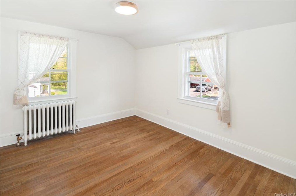 22 Pleasant St, Bedford NY  10506-1501 exterior