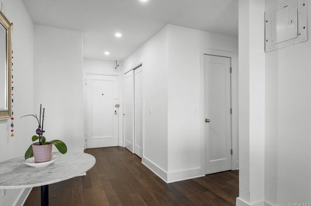 95 Sedgwick Ave #6e, Yonkers, NY 10705