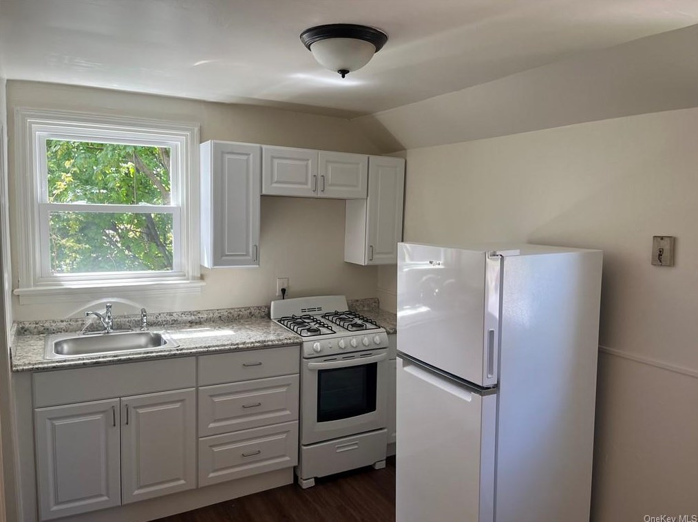 939 Diven St #2, Peekskill, NY 10566