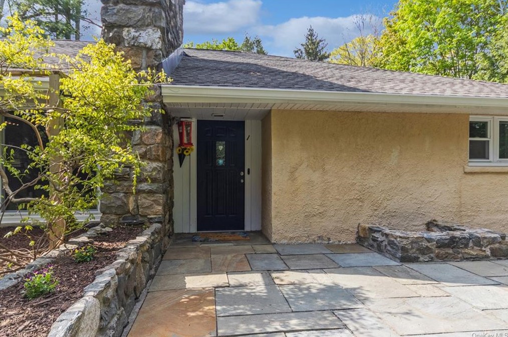 258 Chappaqua Rd, Briarcliff, NY 10510