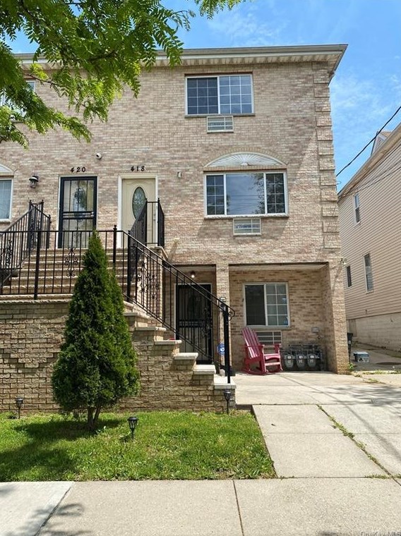 418 Quincy Ave, Bronx, NY 10465