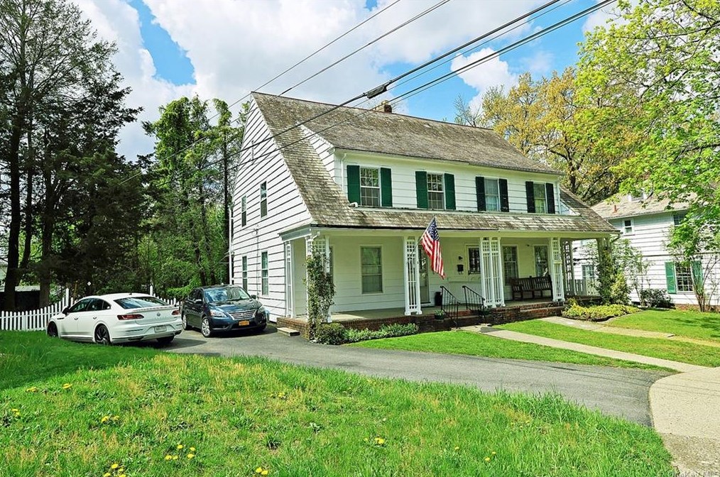 5 Norton St, Newburgh, NY 12550