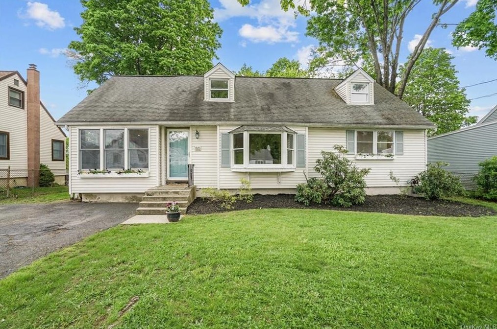 12 Wenzel Ln, Stony Point, NY 10980
