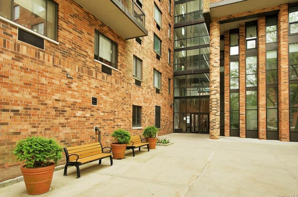 50 Columbus Ave Apt 419, Yonkers, NY 10707