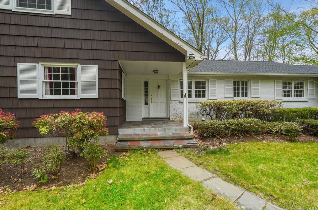 26 Hopp Ground Ln, Bedford, NY 10506