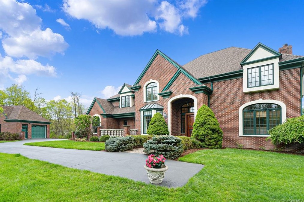 163 Smith Ridge Rd, Lewisboro, NY 10590