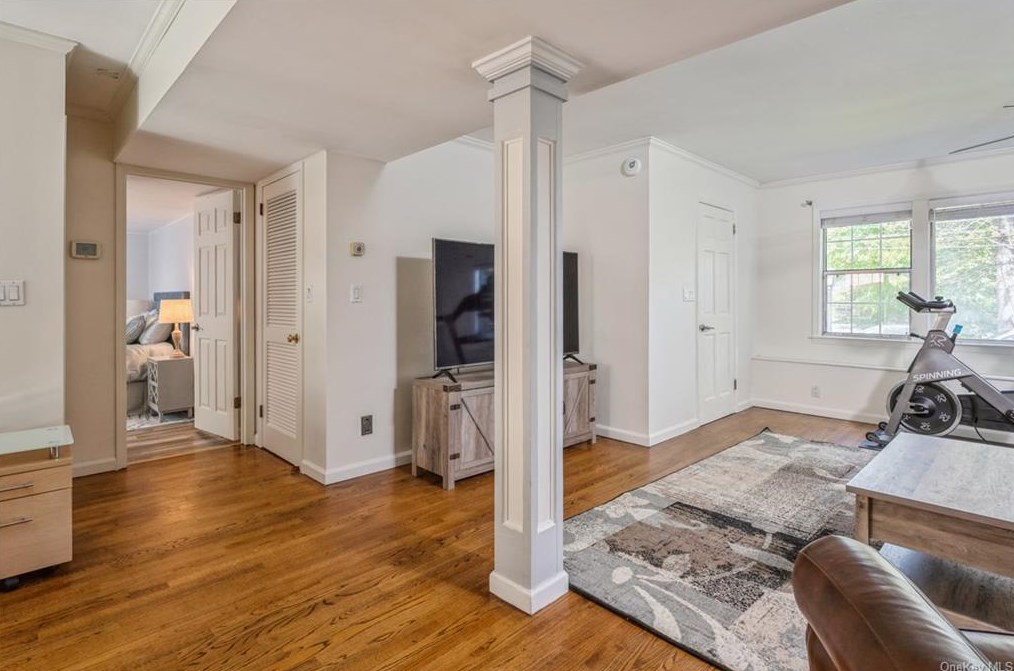 704 Louis St, Mamaroneck NY  10543-1728 exterior