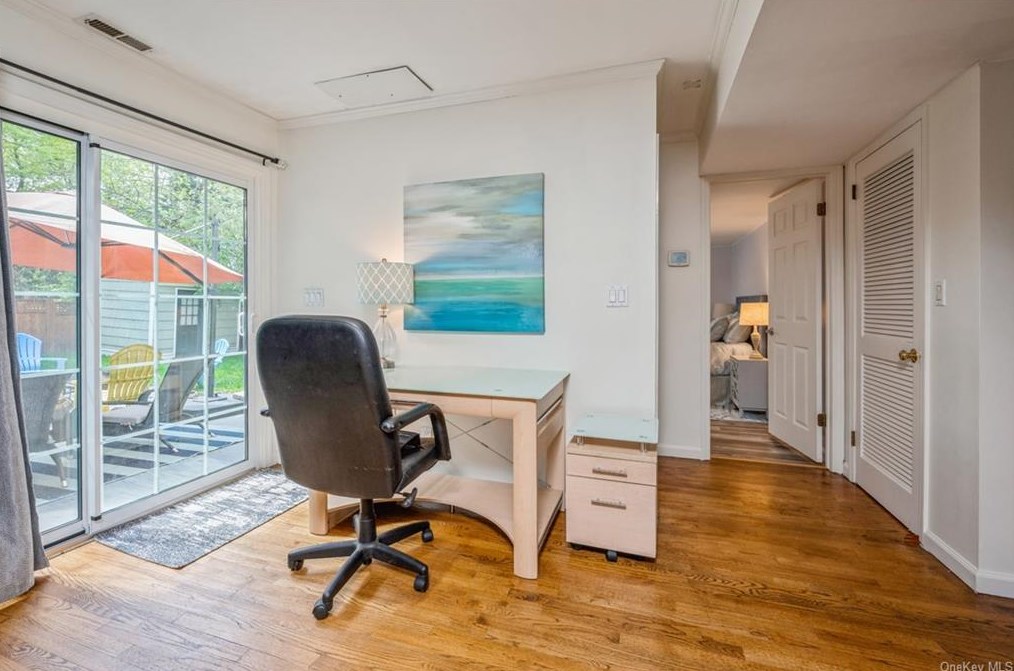 704 Louis St, Mamaroneck NY  10543-1728 exterior