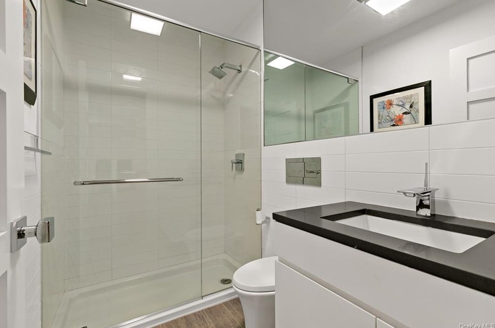 1149 Old White Plains Rd, Mamaroneck NY  10543-1015 exterior