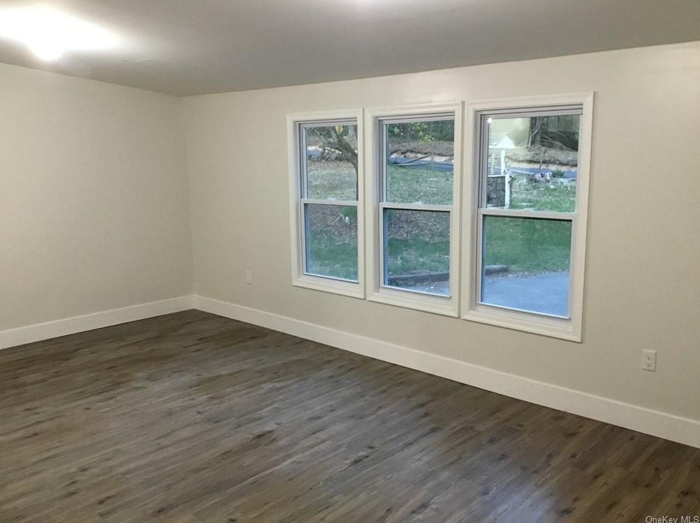 79 Airport Rd, Huguenot NY  12746-5234 exterior