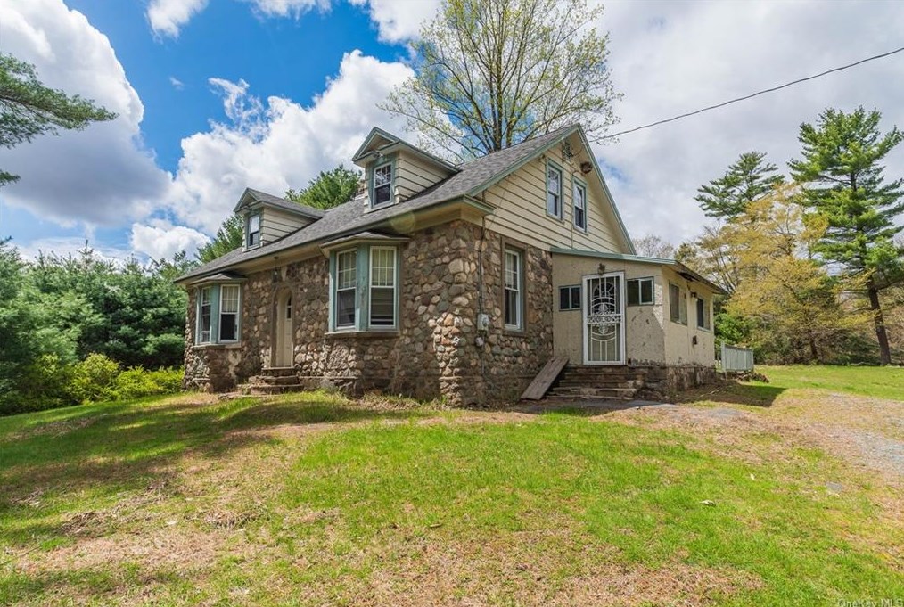 708 Katrina Falls Rd, Rock Hill, NY 12775