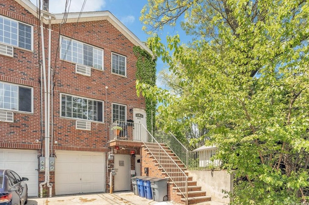 3313 Rombouts Ave #1, Bronx, NY 10475