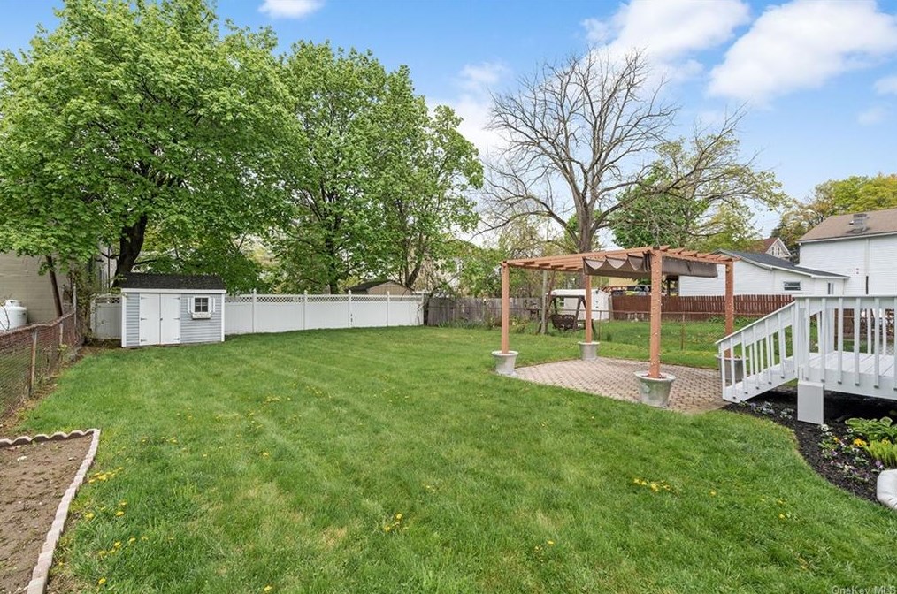 68 N Chestnut St, Beacon, NY 12508