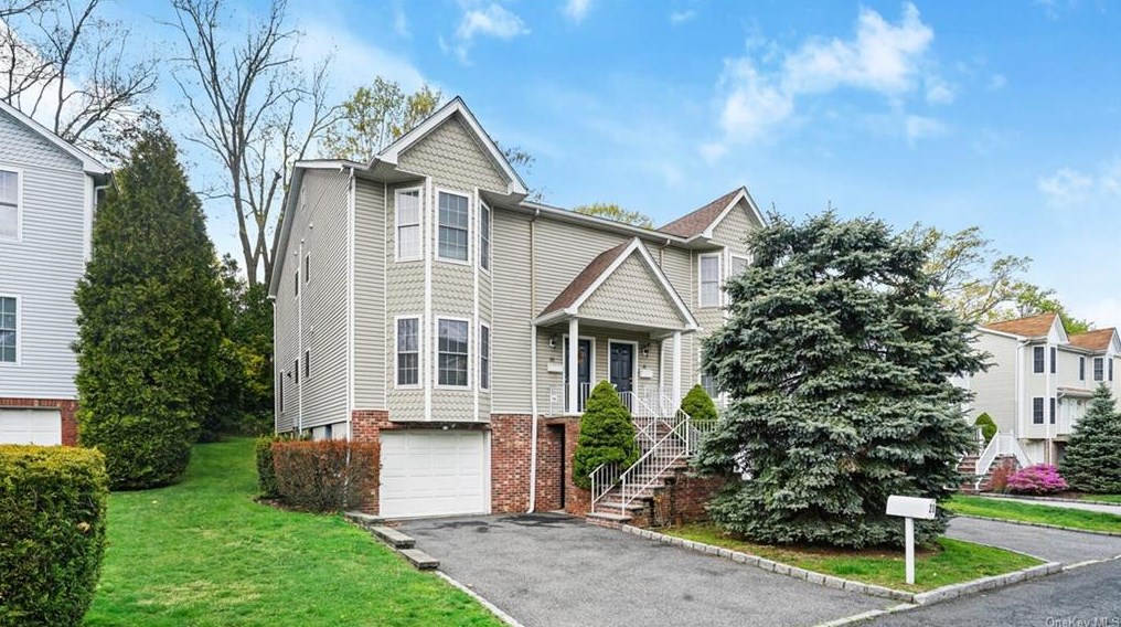 18-20 Briga Cir, Harrison, NY 10528