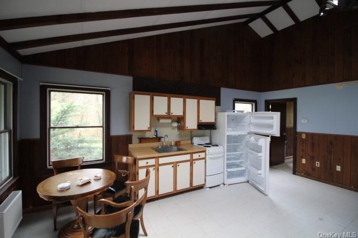 451 Goff Rd #b, Lew Beach, NY 12758