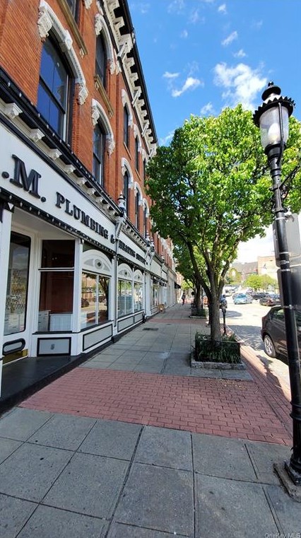 135-139 Main St #202, Crotonville, NY 10562