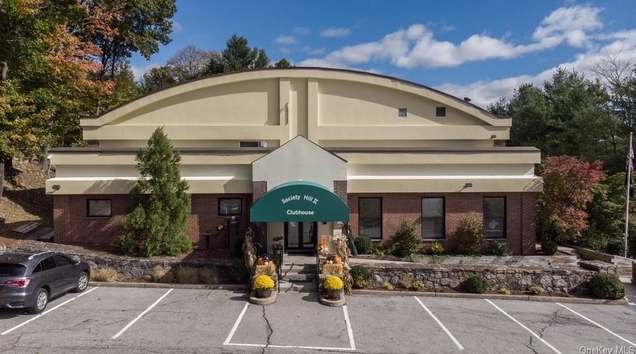1 Beecher Ln #c-2, Peekskill, NY 10566