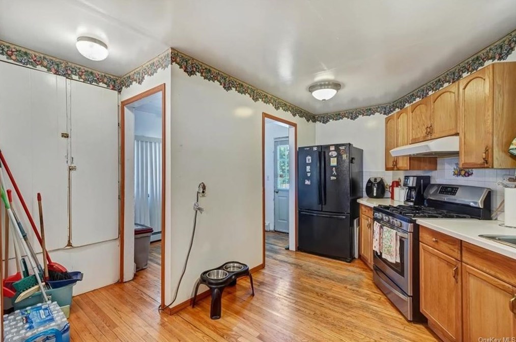 8 Orchard St, Haverstraw NY  10927-1111 exterior