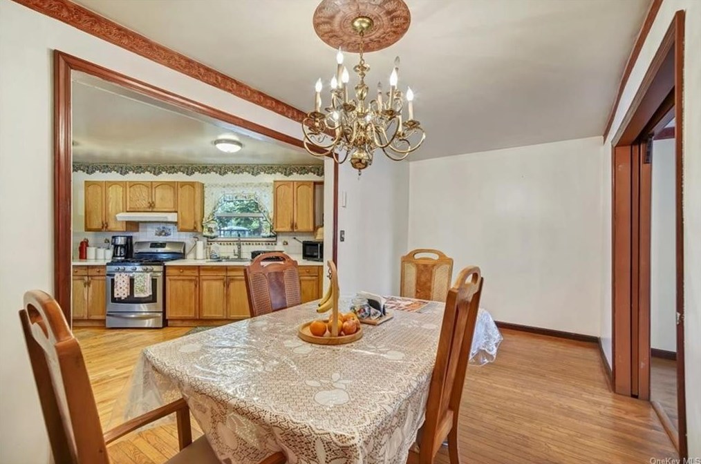 8 Orchard St, Haverstraw NY  10927-1111 exterior